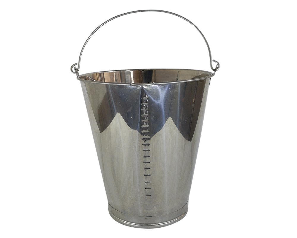 lpk bg20b balde graduado inox com bico lapek capacidade 20 litros n01